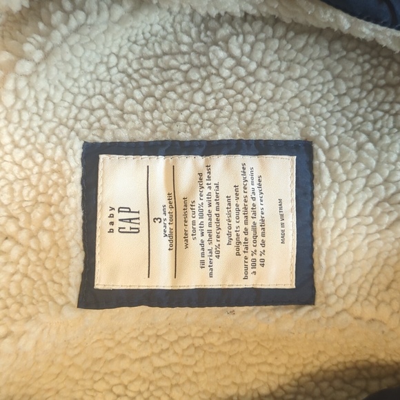 Baby Gaps Winter Jacket - Picture 2 of 4